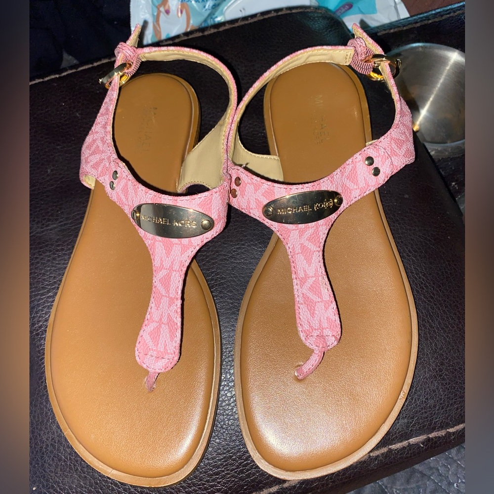 Michael kors logo sandals, sz 6 make any offer!!!